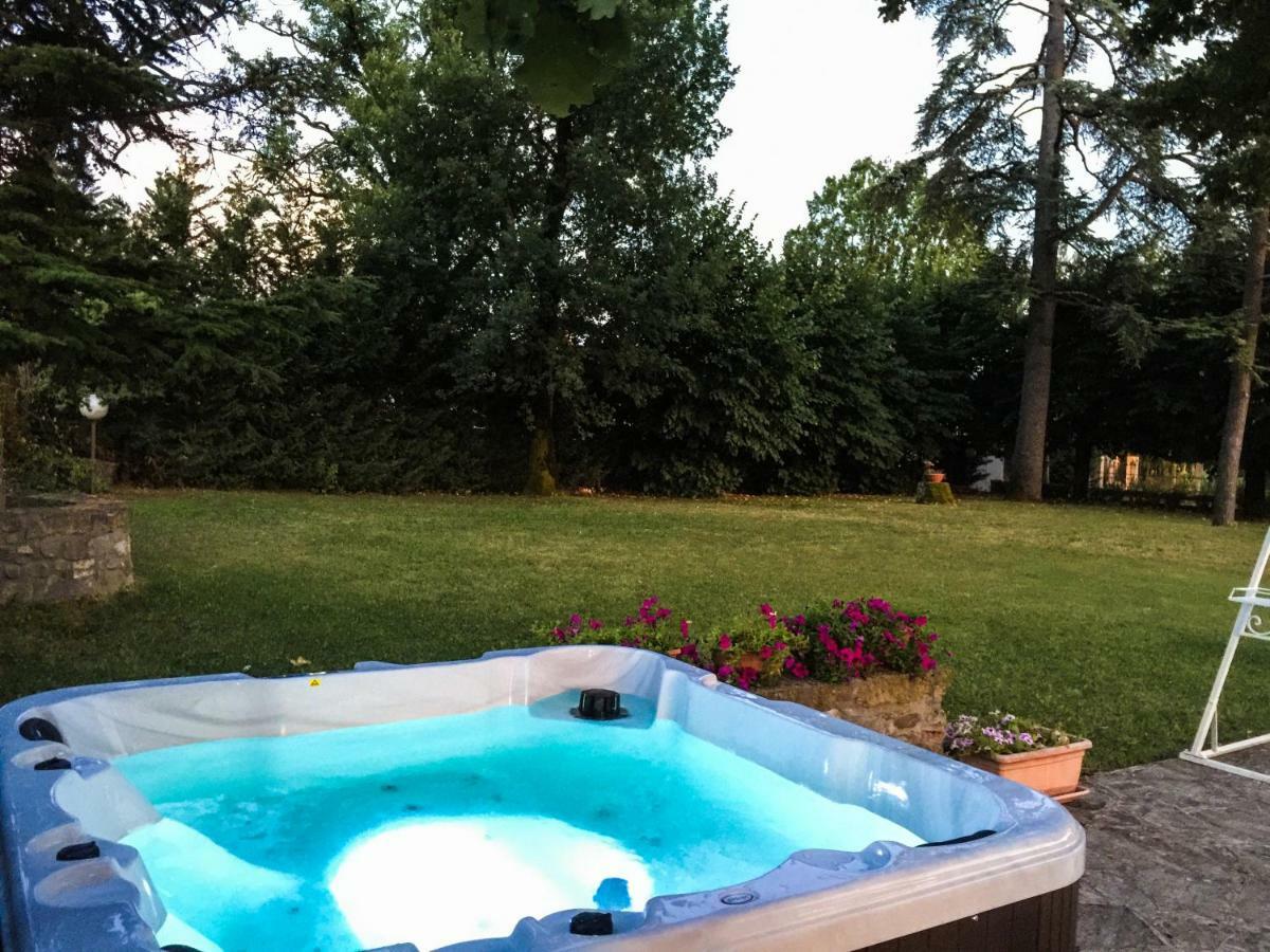 Agriturismo Il Casolare Poppi Bagian luar foto